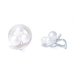 Pt950 Pearl Earrings with Japanese Engraving Bespoke