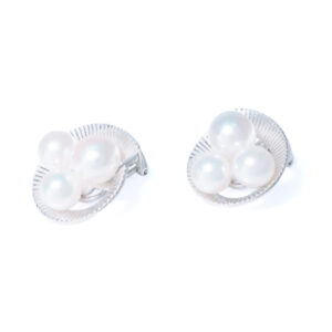 Pt950 Pearl Earrings with Japanese Engraving Bespoke