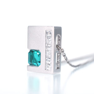 Pt950 Emerald Pendant with Diamonds - Geometric Design