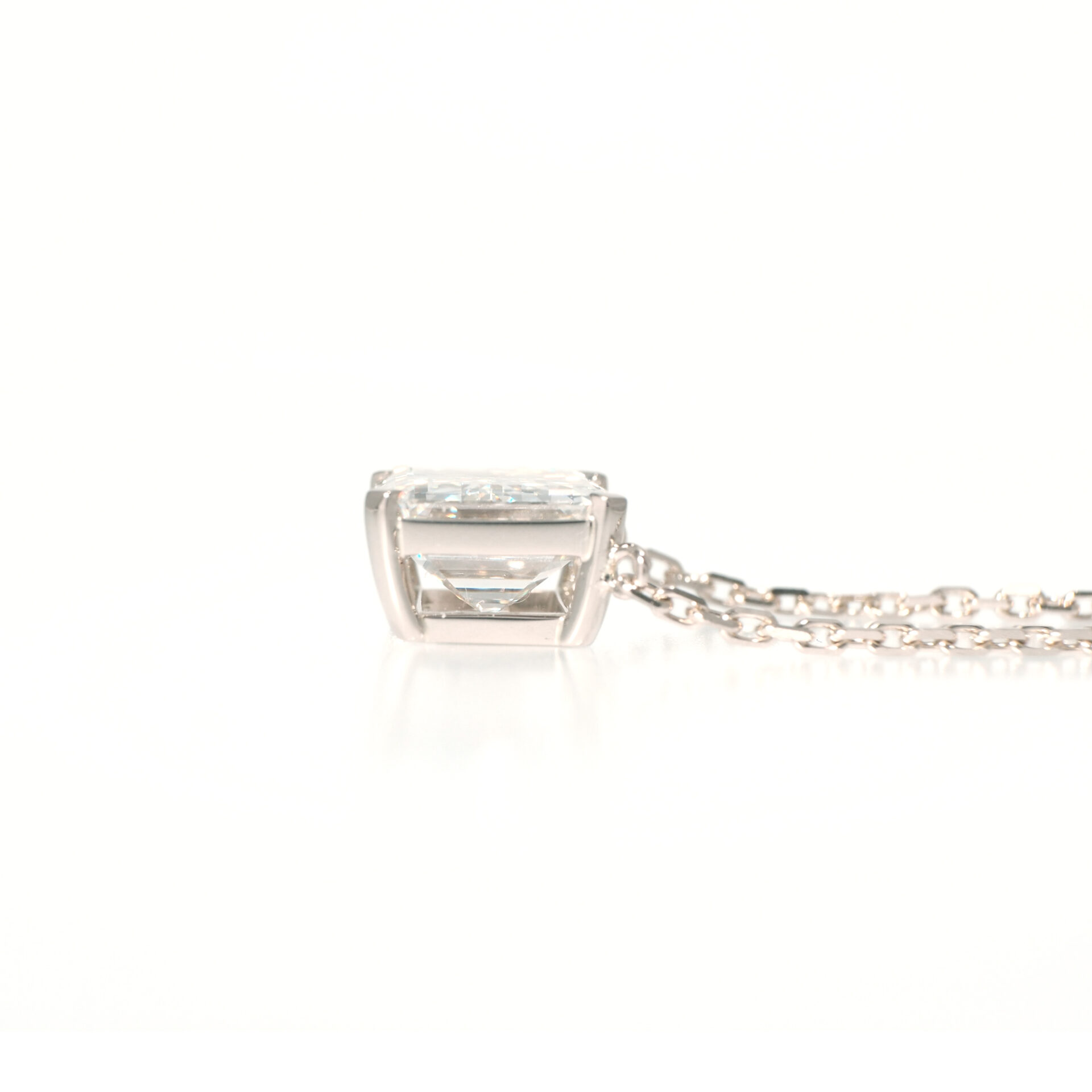 K18 White Gold Diamond Pendant Bespoke