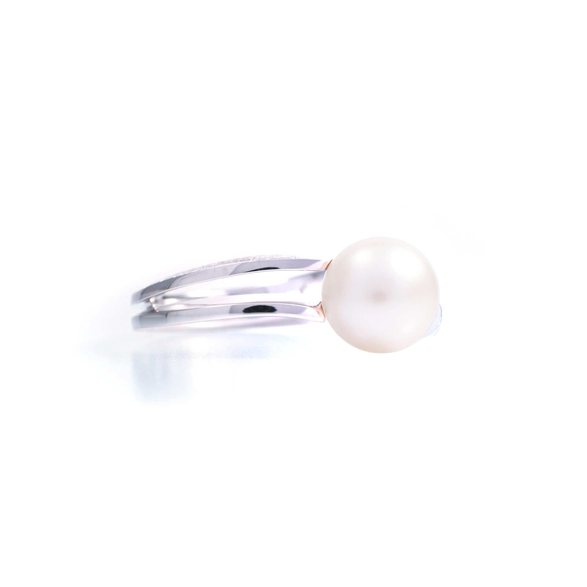 Pt950 Pearl Ring - Bespoke