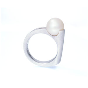 Pt950 Pearl Ring - Bespoke