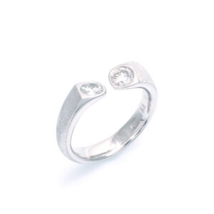 Pt950 Diamonds Pinky Ring Bespoke