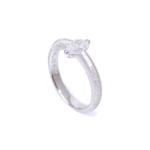 Pt950 Pear Shaped Diamond Ring Bespoke