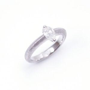Pt950 Pear Shaped Diamond Ring Bespoke