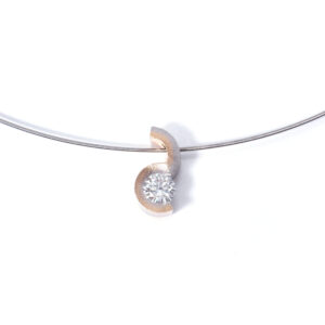 Pt950/K18 Two-tone Color Diamond Pendant Bespoke