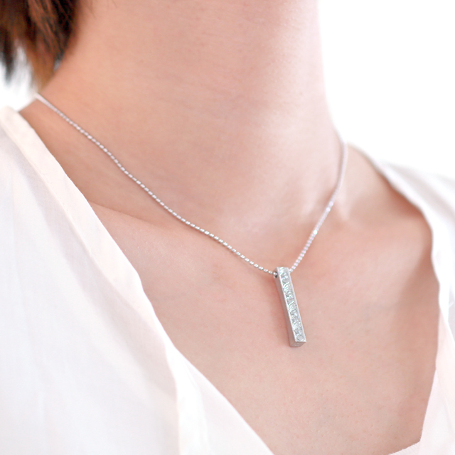 Silver Engraved Pendant | SHINKO STUDIO Japanese Jewelry Web Shop 