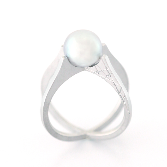 pearl ring